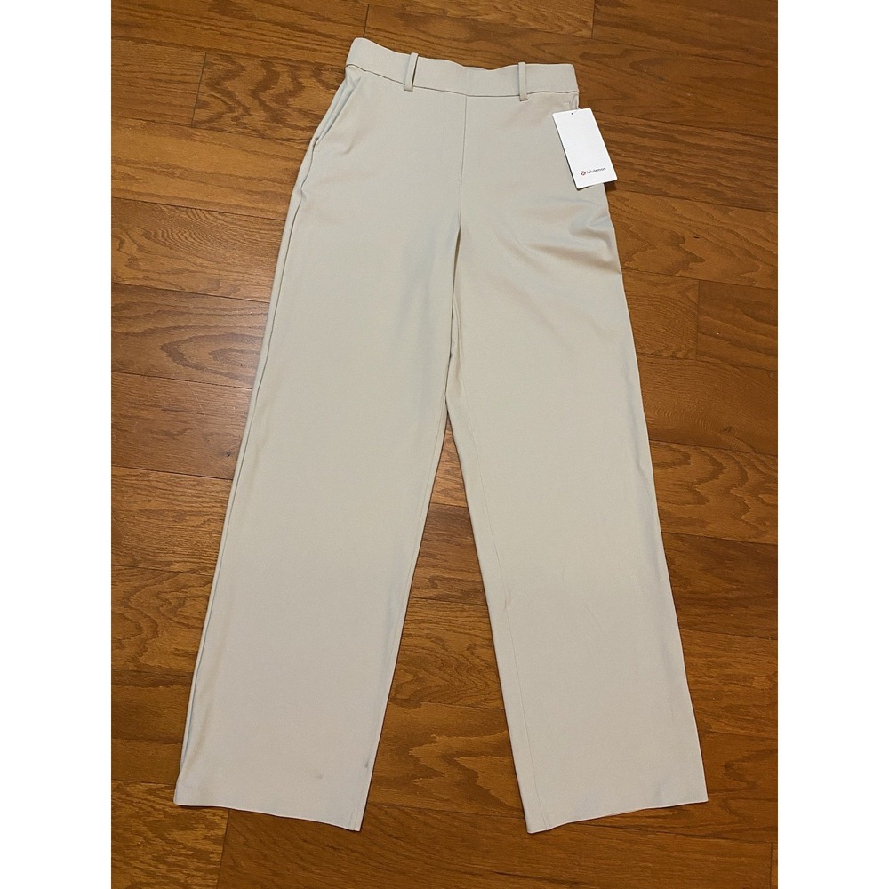 148$ Lululemon Daydrift HR Wide Leg Trouser Size Small Down Color BNWT. New!